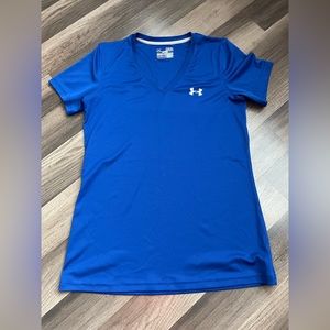 Under armour semi-fitted heat gear blue woman’s shirt